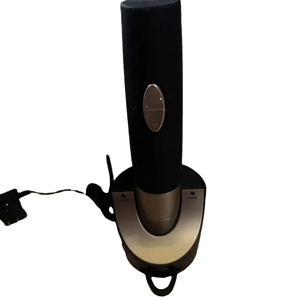 Cuisinart Cordless Wine Opener  Model CWO-48 With Foil Cutter Tested Working
